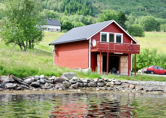 Vakantiehuis Naustet By Interhome Sylte (Vanylven)